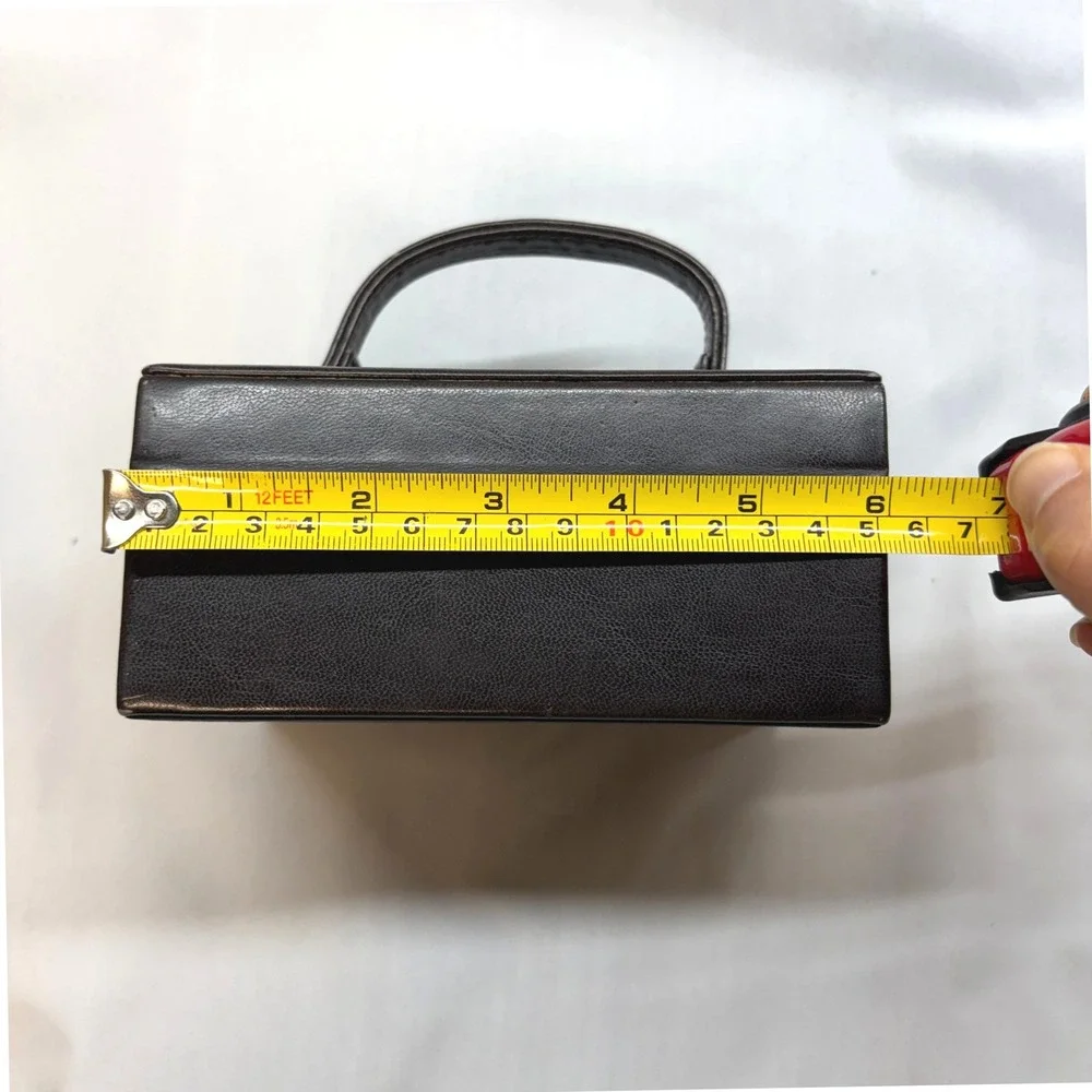 Unbranded vintage jewelry